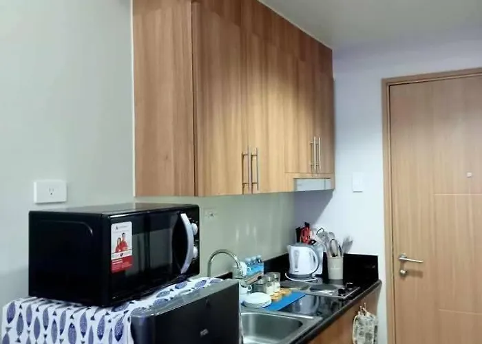 Your Dream Staycation -sm Moa Pasay * Manila